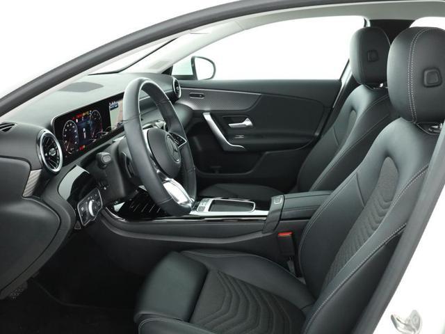 MERCEDES-BENZ A 180 Automatic Progressive Advanced