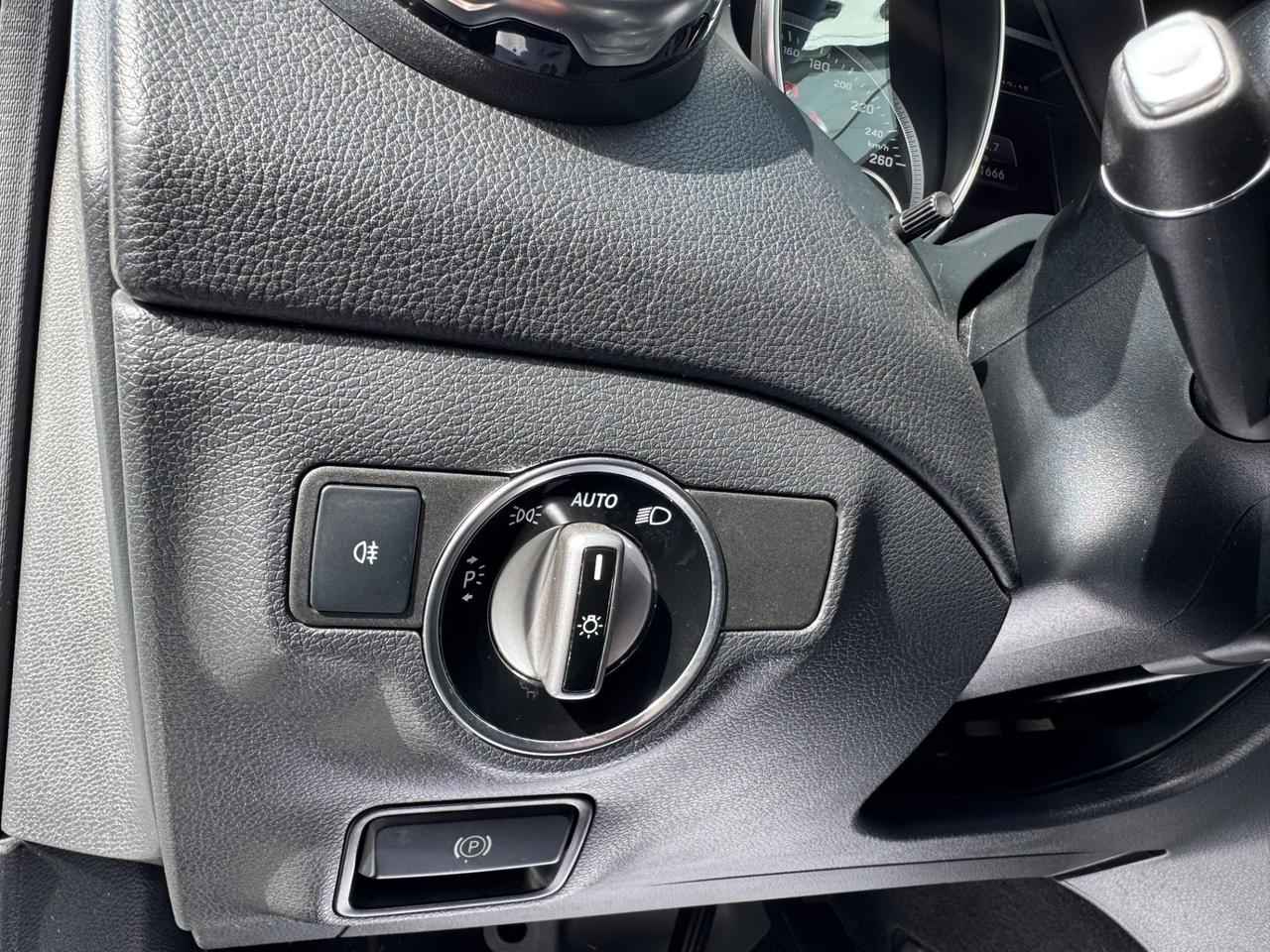 Mercedes-benz GLA 200 d Automatic Sport