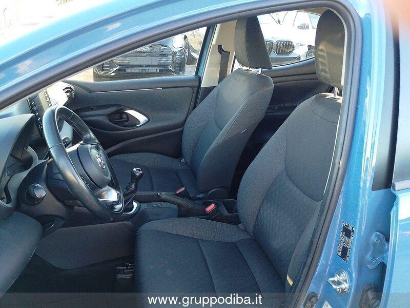 Toyota Yaris IV 2020 1.0 Active