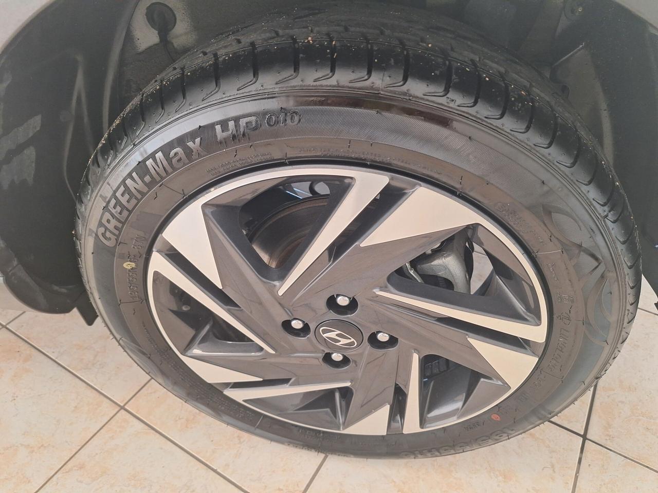 Hyundai Bayon 1.0 T-GDI Hybrid 48V iMT XLine