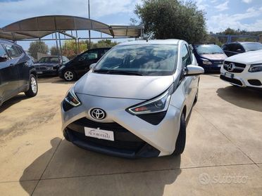 Toyota Aygo 1.0 72 cv X-business