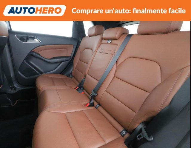 MERCEDES-BENZ B 220 d Automatic Premium