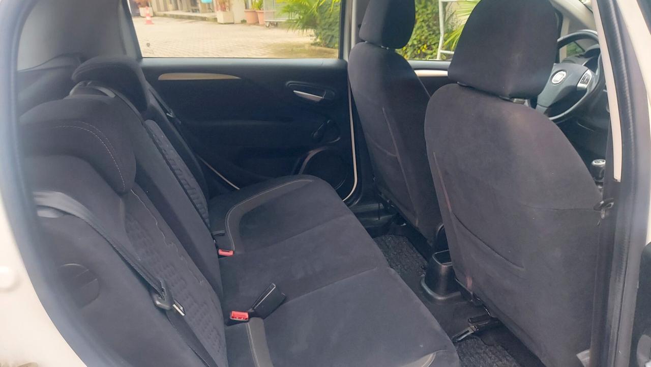 Fiat Punto 1.2 8V 5 porte Lounge - Neopatentati