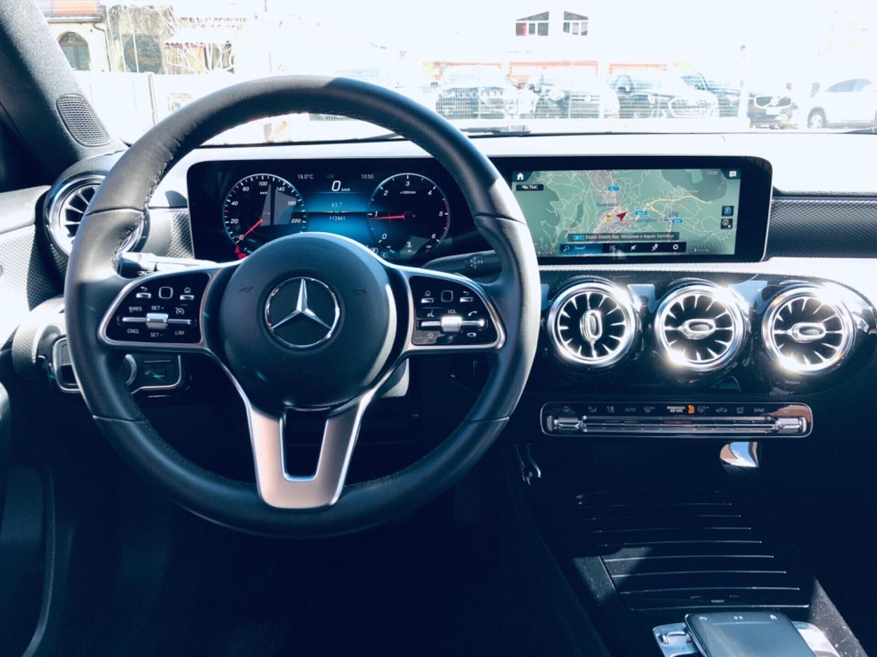 Mercedes-benz CLASSE A 180 d Automatic Sport LUCI-