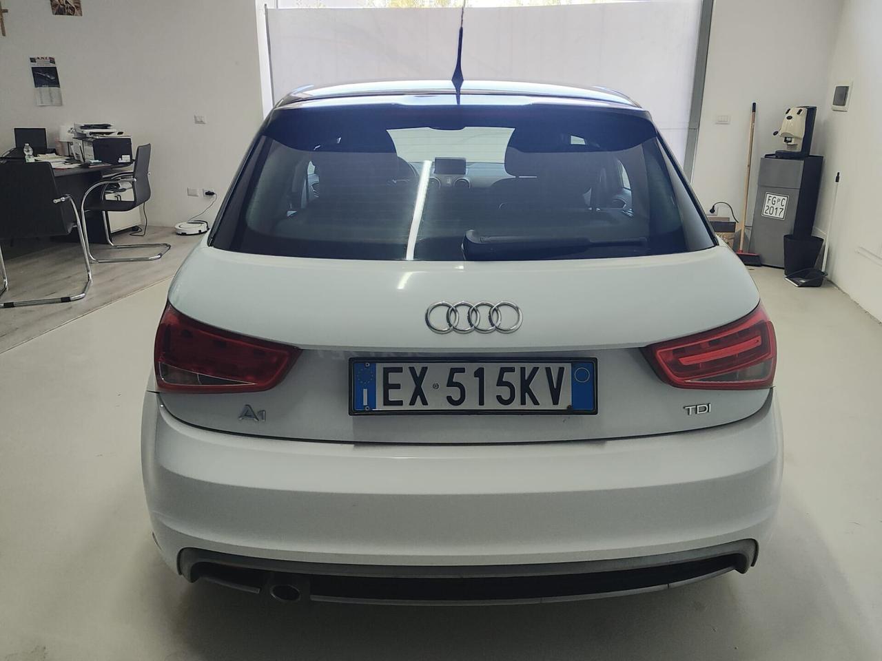 Audi A1 1.6 TDI S line edition