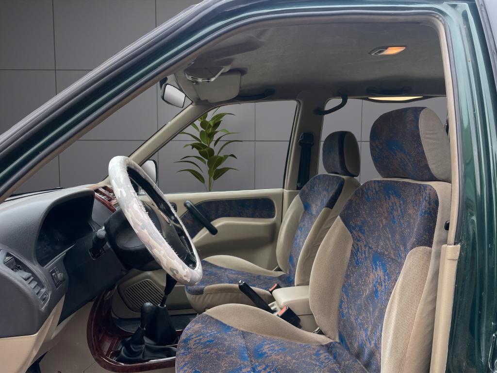 Nissan Terrano 5 Porte Terrano 5p 2.7 tdi Elegance AUTOCARRO