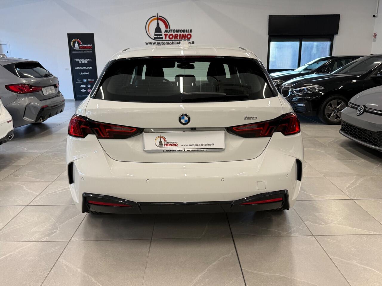 Bmw 120 48V 5p. BUSINESS