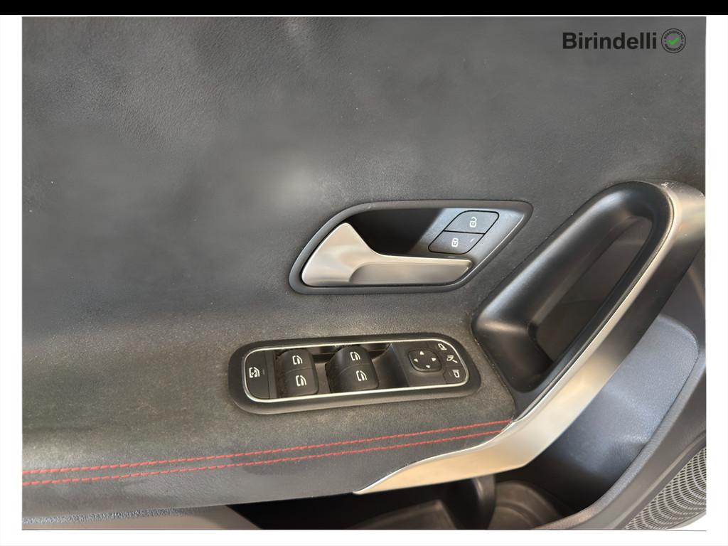 Mercedes-Benz Classe A (W177) - A 180 d Automatic Premium