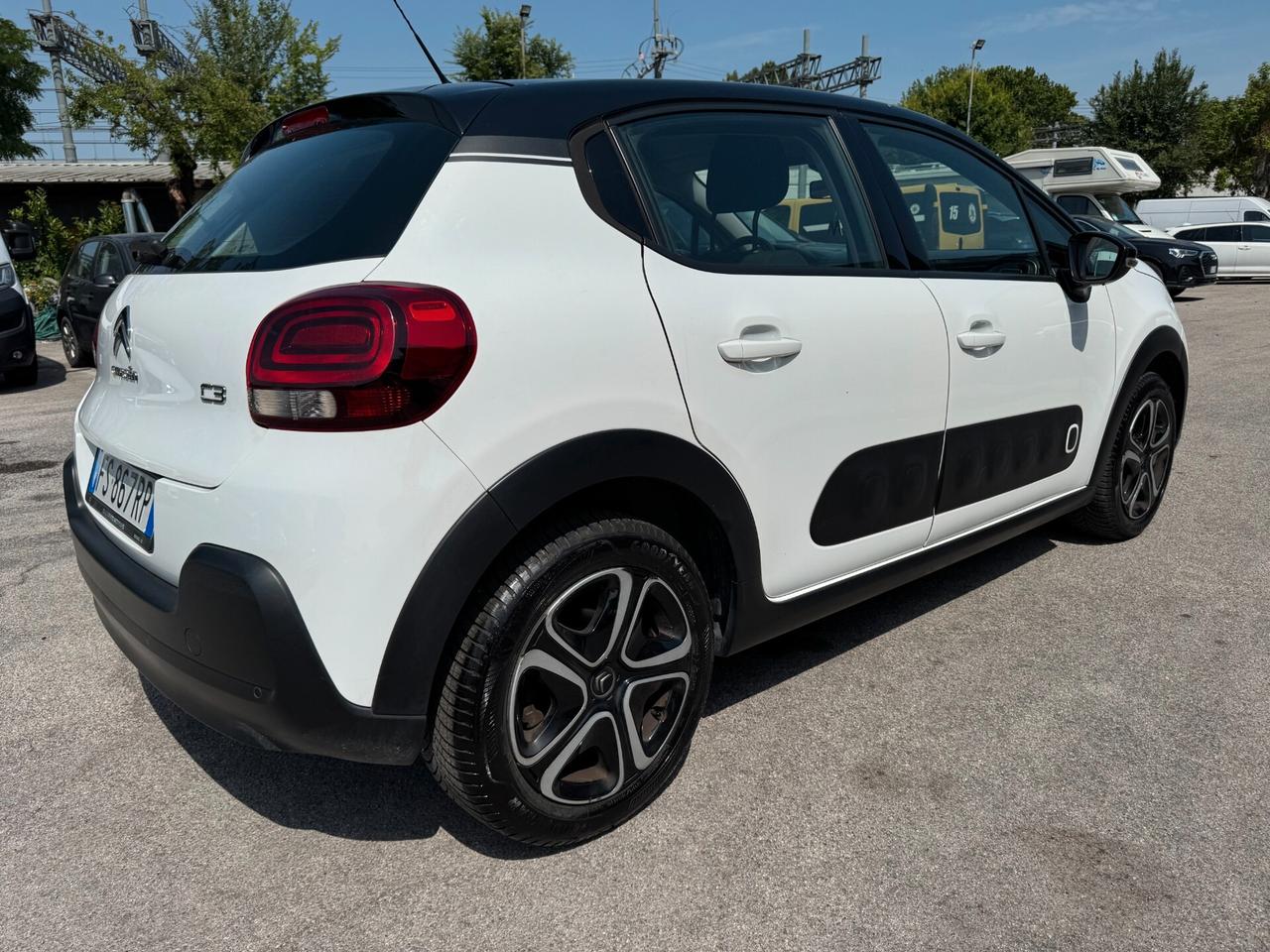 Citroen C3 BlueHDi 100 S&S Shine