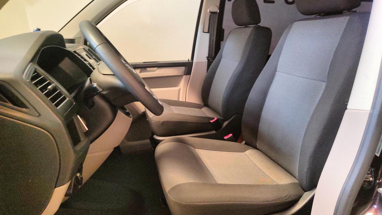 Volkswagen California CARAVELLE 2.0TDI TETTO A SOFFIETTO OMOLOGATO CAMPER