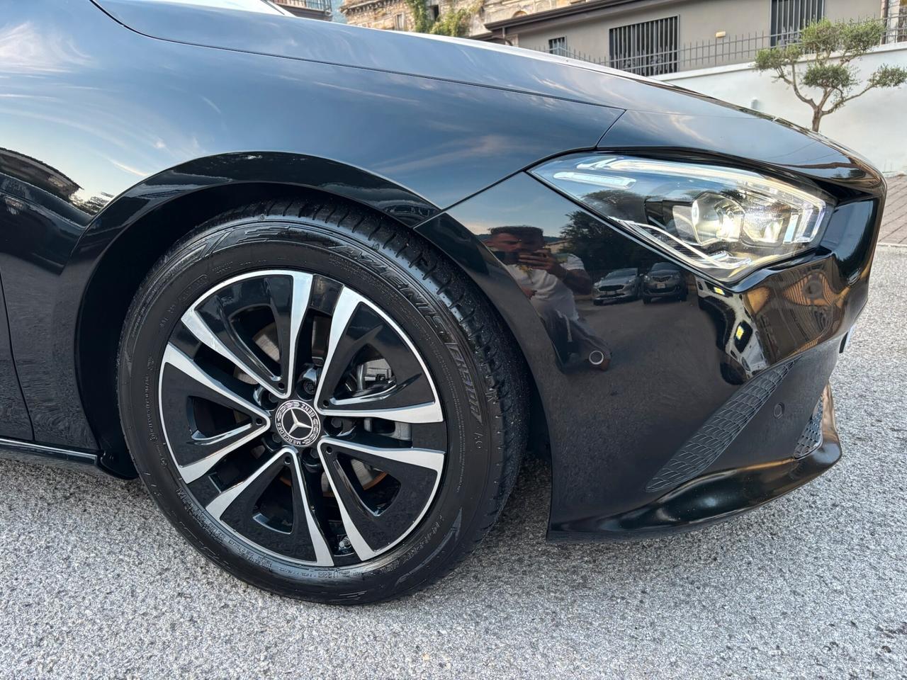 Mercedes-benz CLA 180 d Automatic Shooting Brake Sport FULL MATRIX- MULTIBREAM- MY 23