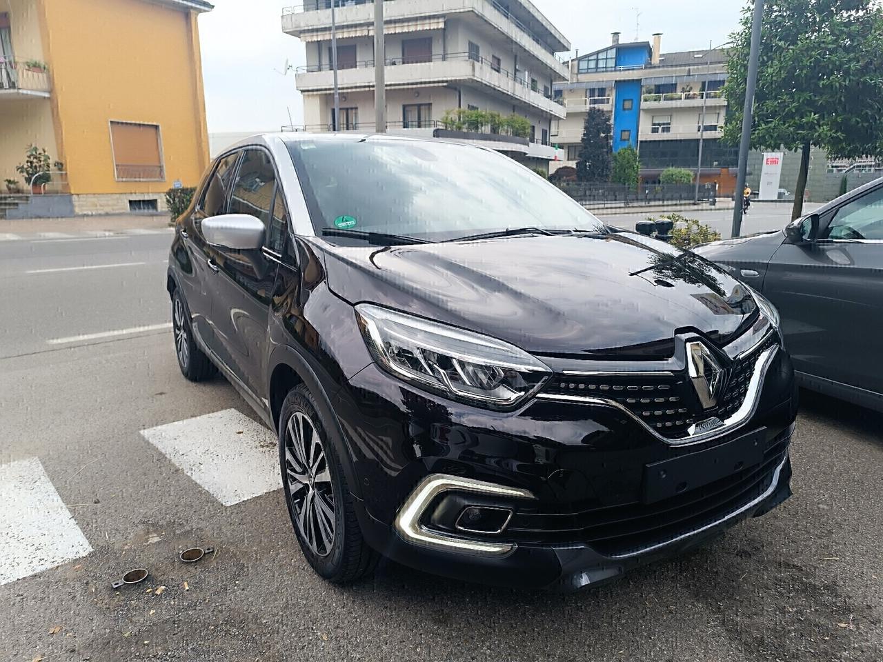 Renault Captur 1.2 AUTOMATIC 20.000KM PELLE GANCIO TRAINO