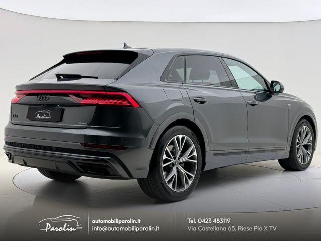 AUDI Q8 45 TDI quattro tiptronic Sport S-Line Black pack