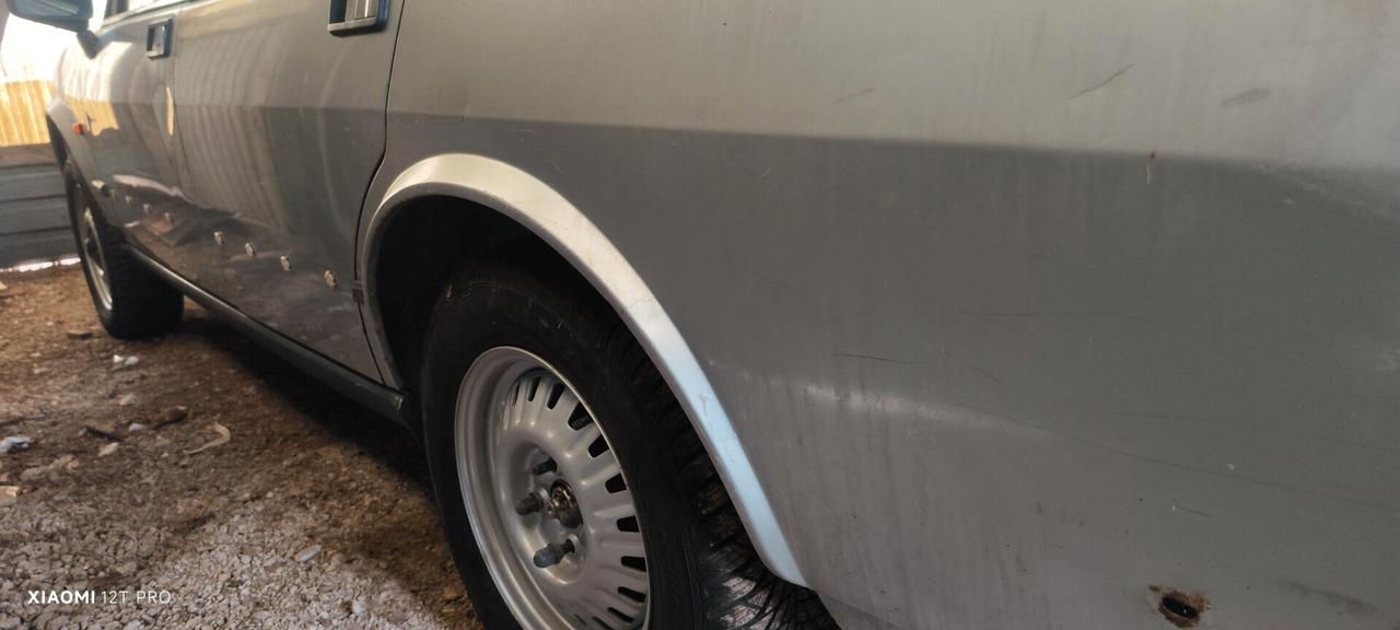 Alfa Romeo Alfetta 2.0 L (RARO TETTO APRIBILE)