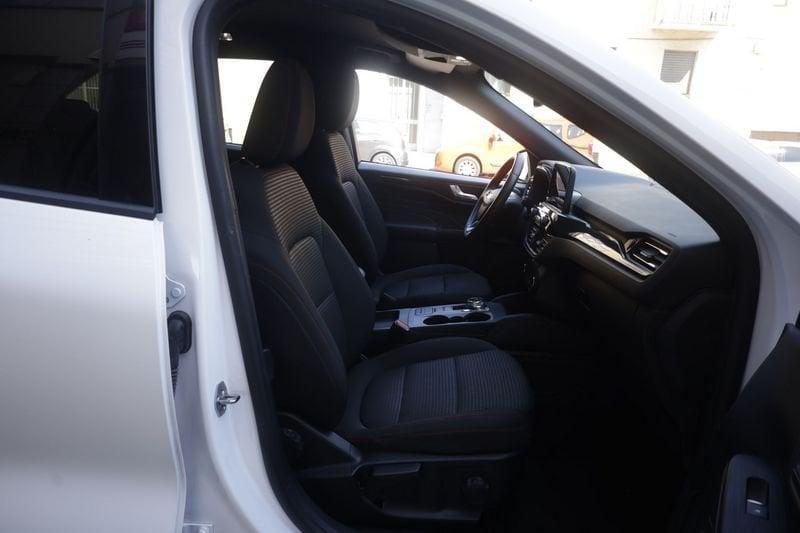 Ford Kuga Ford Kuga 2.5 Benzina FHEV 190CV 2WD ST-Line Aut Unicoproprietario