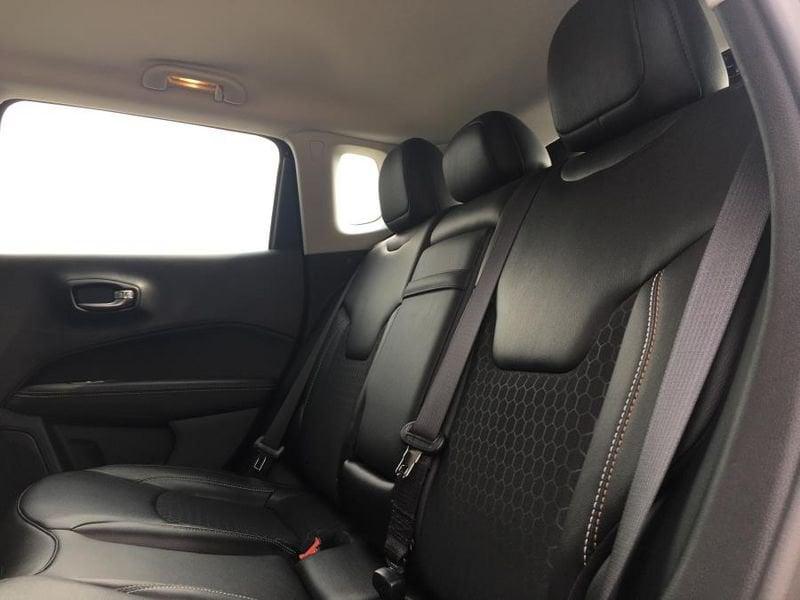 Jeep Compass 2.0 Mjt 140cv 4WD Longitude Auto NAVI + RETROCAMERA