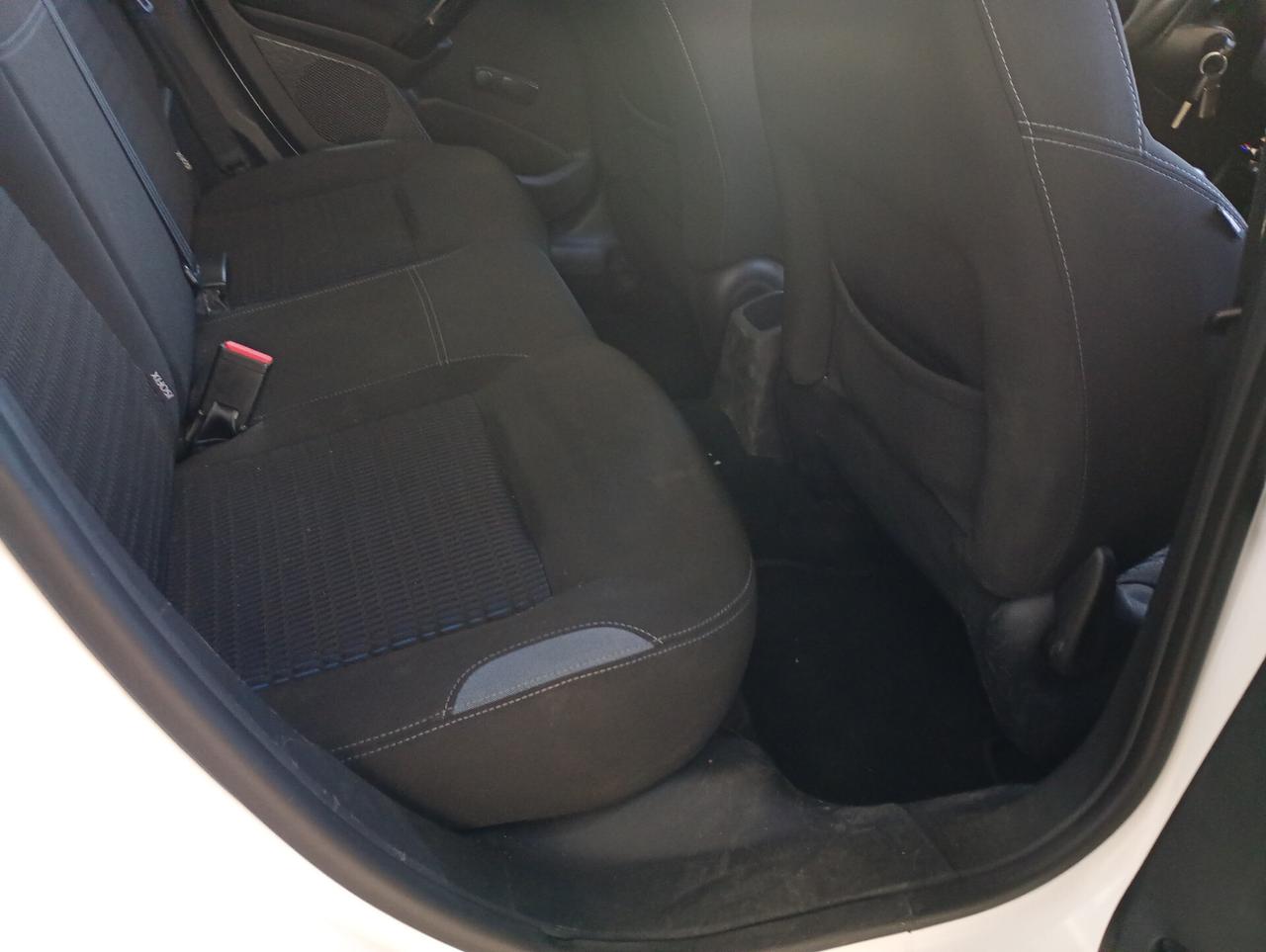 Peugeot 208 1.6 e-HDi 115 CV Stop&Start 5 porte Allure