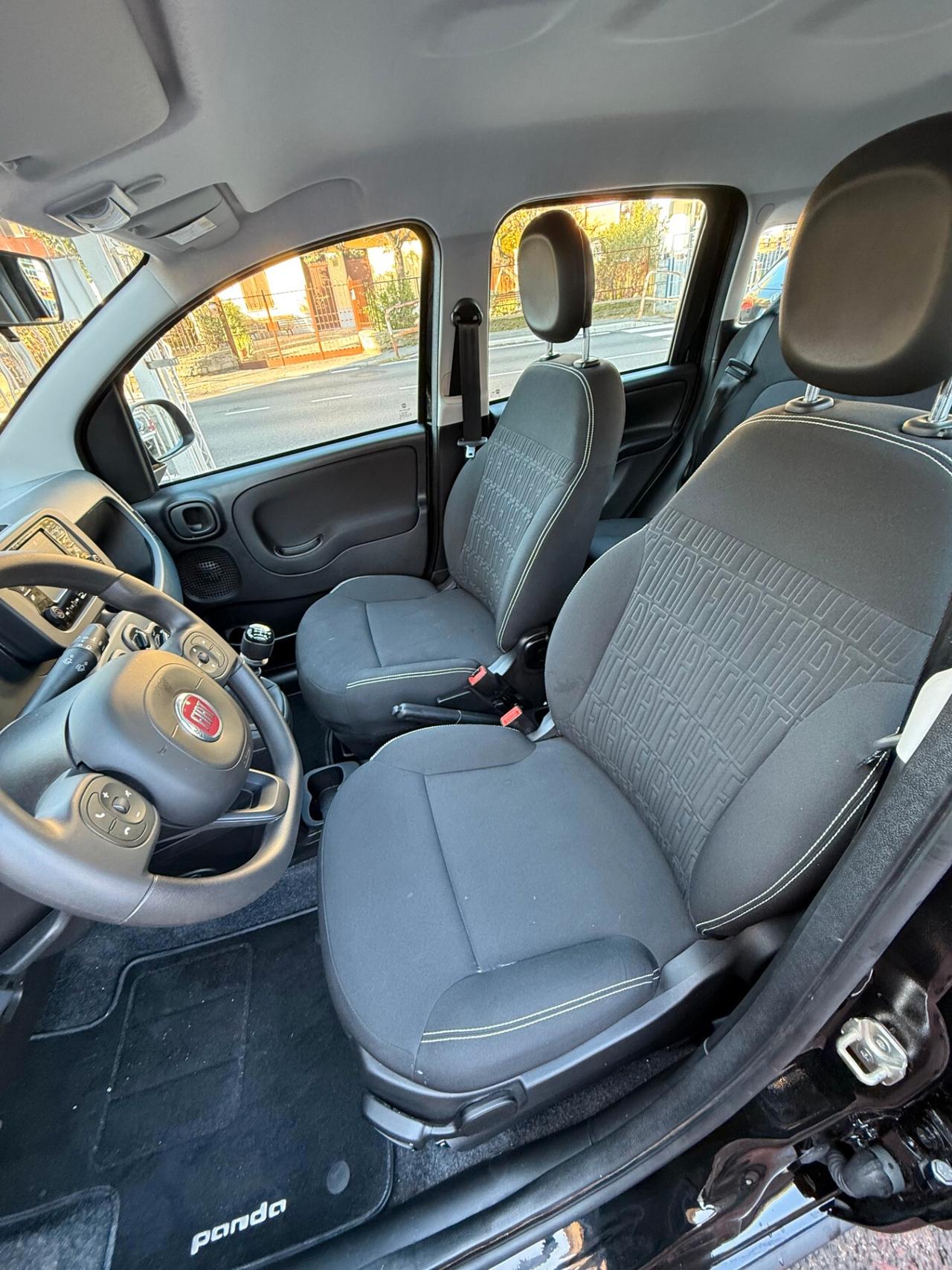 Fiat Panda Hybrid 1.0 ***SOLO 3.000KM***