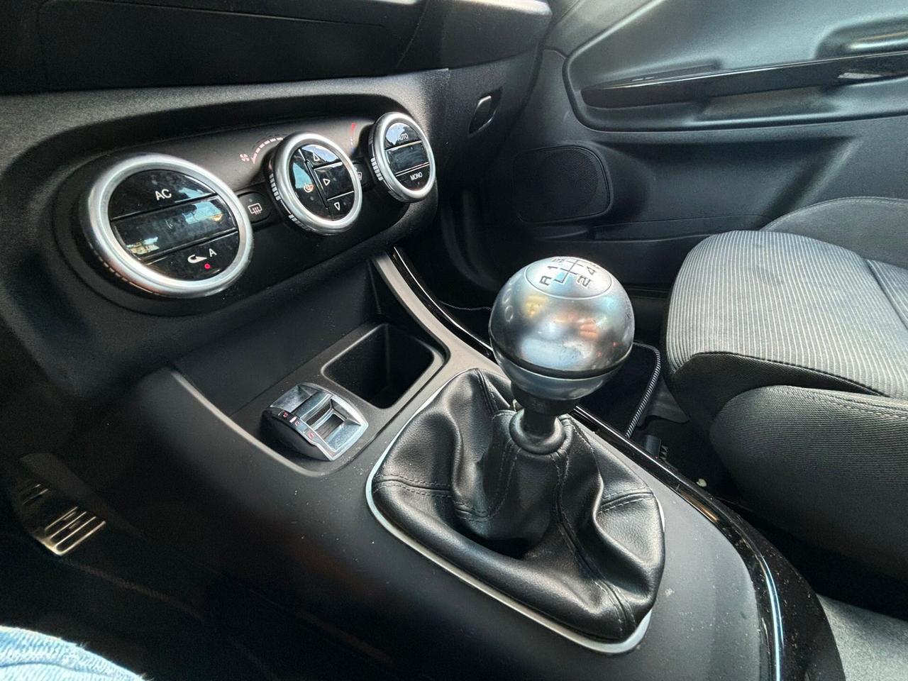Alfa Romeo Giulietta 1.6 JTDm-2 105 CV Exclusive