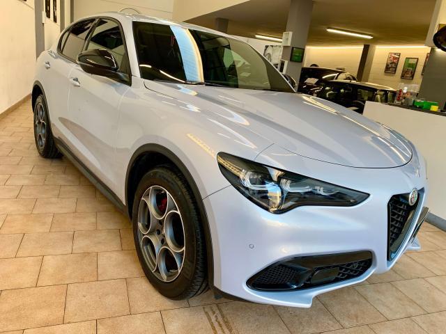 Alfa Romeo Stelvio Stelvio 2023 2.0 T Sprint Q4 280cv auto - 25.790km