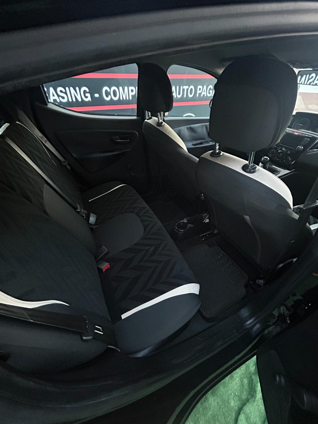 Lancia Ypsilon 2018 1.2 69 CV GPL LEGGI TUTTO!