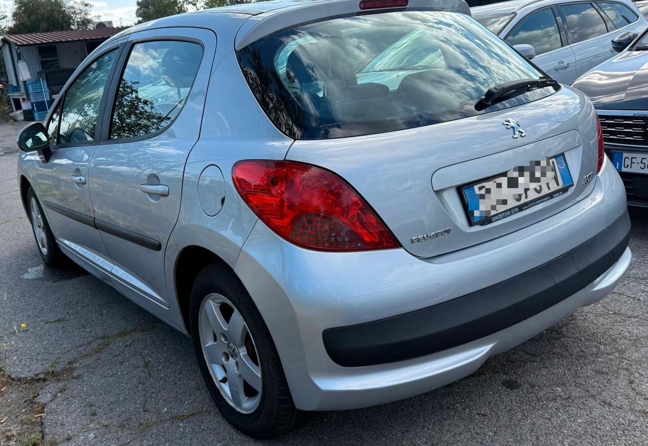 Peugeot 207 1.4 HDi 70CV 3p. ONE Line