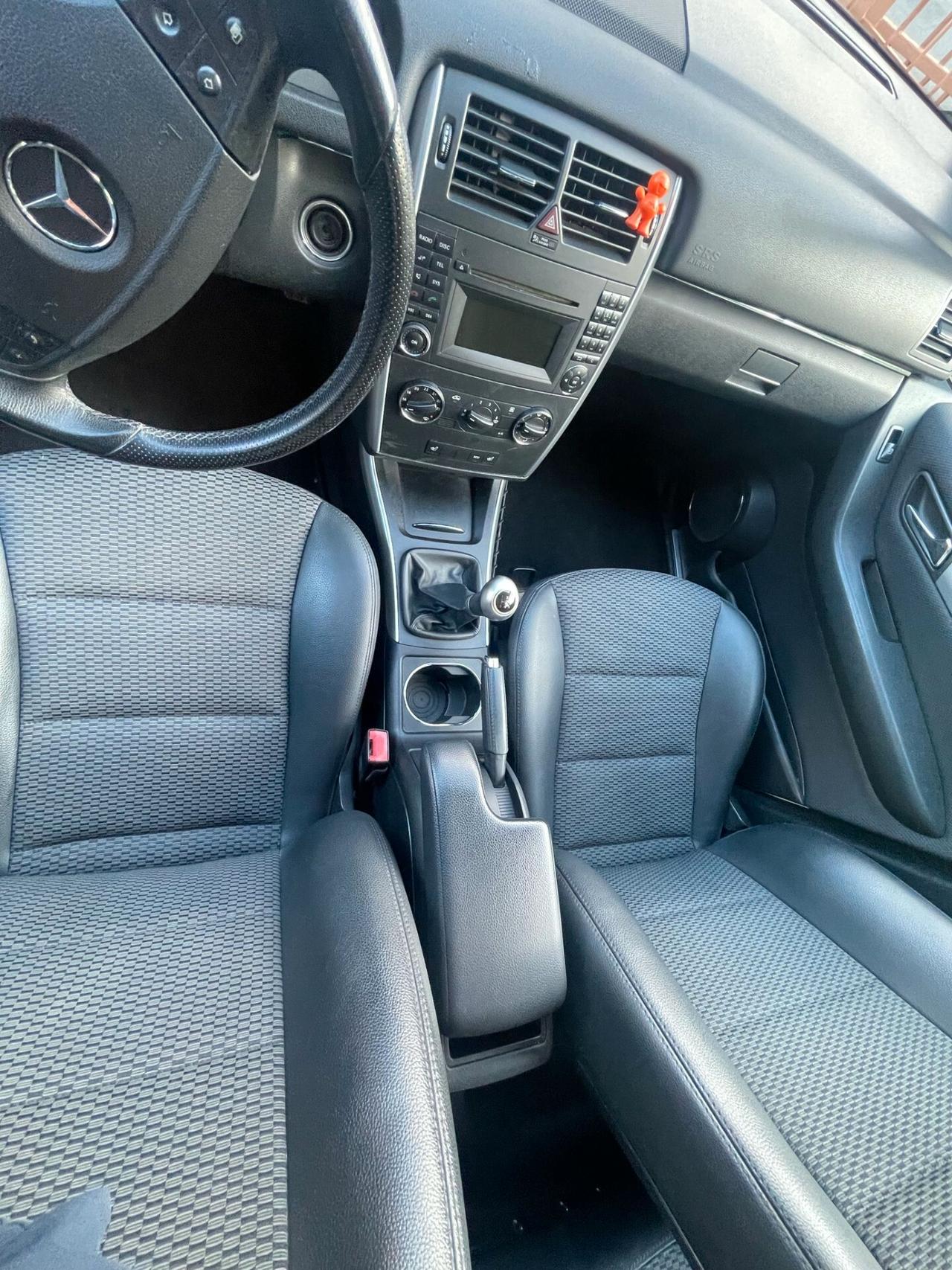 Mercedes-benz B 180 B 180 BlueEFFICIENCY Sport