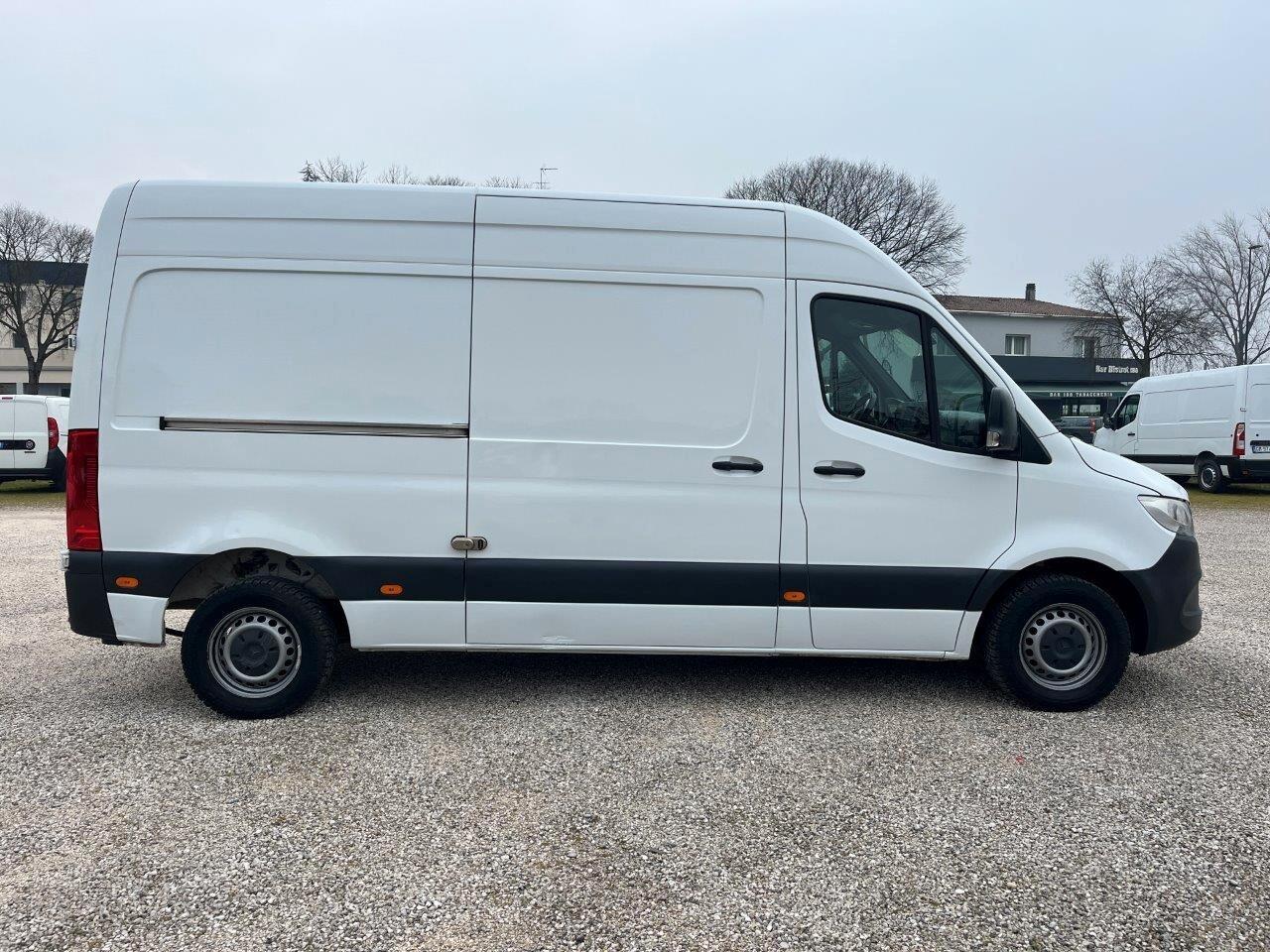 Mercedes Benz 311 Cdi Sprinter F39/33