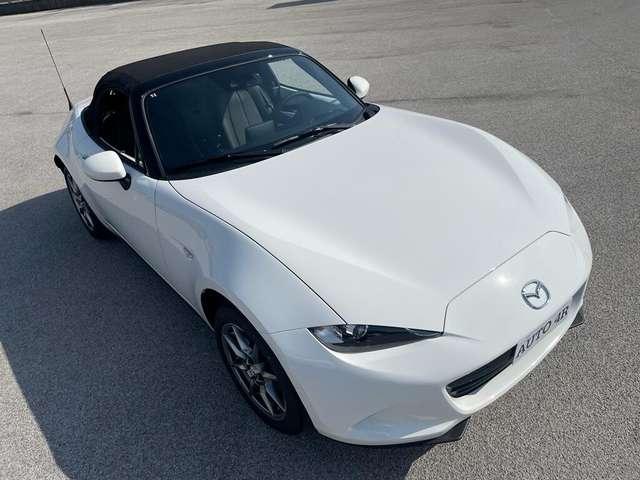 Mazda MX-5 1.5L Skyactiv-G Exclusive-Line