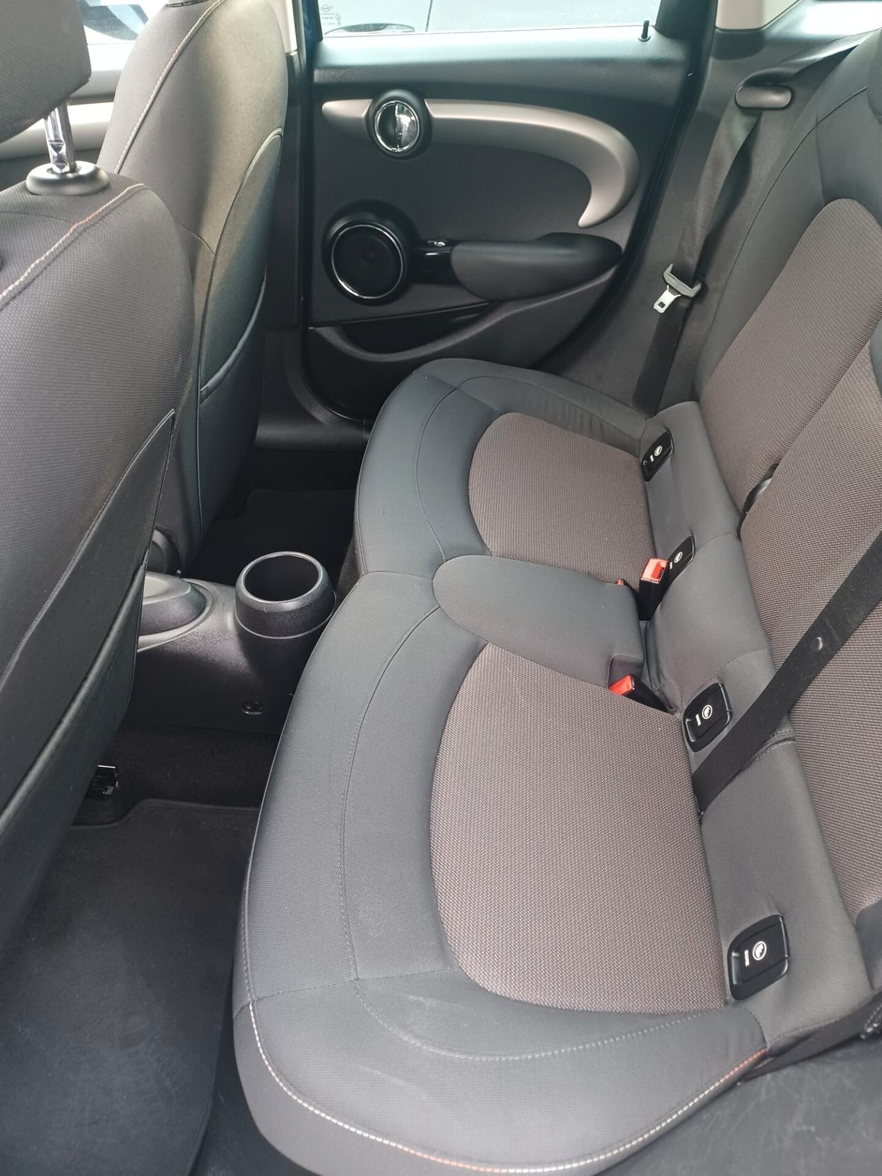 Mini 1.2 Benzina 5 porte Tetto PDC 2015