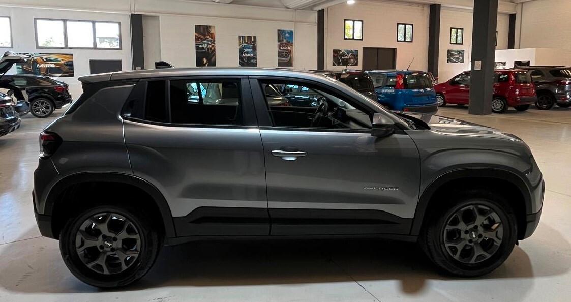 Jeep Avenger 1.2 Turbo 100 CV MHEV Longitude