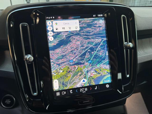 VOLVO XC40 B4 AWD automatico Plus Dark MY23