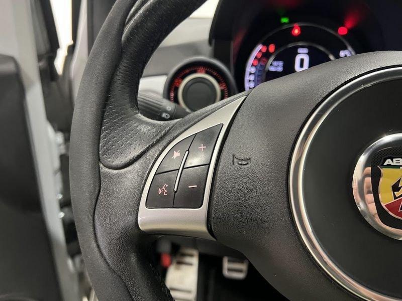Abarth 500 1.4 T-Jet 135cv