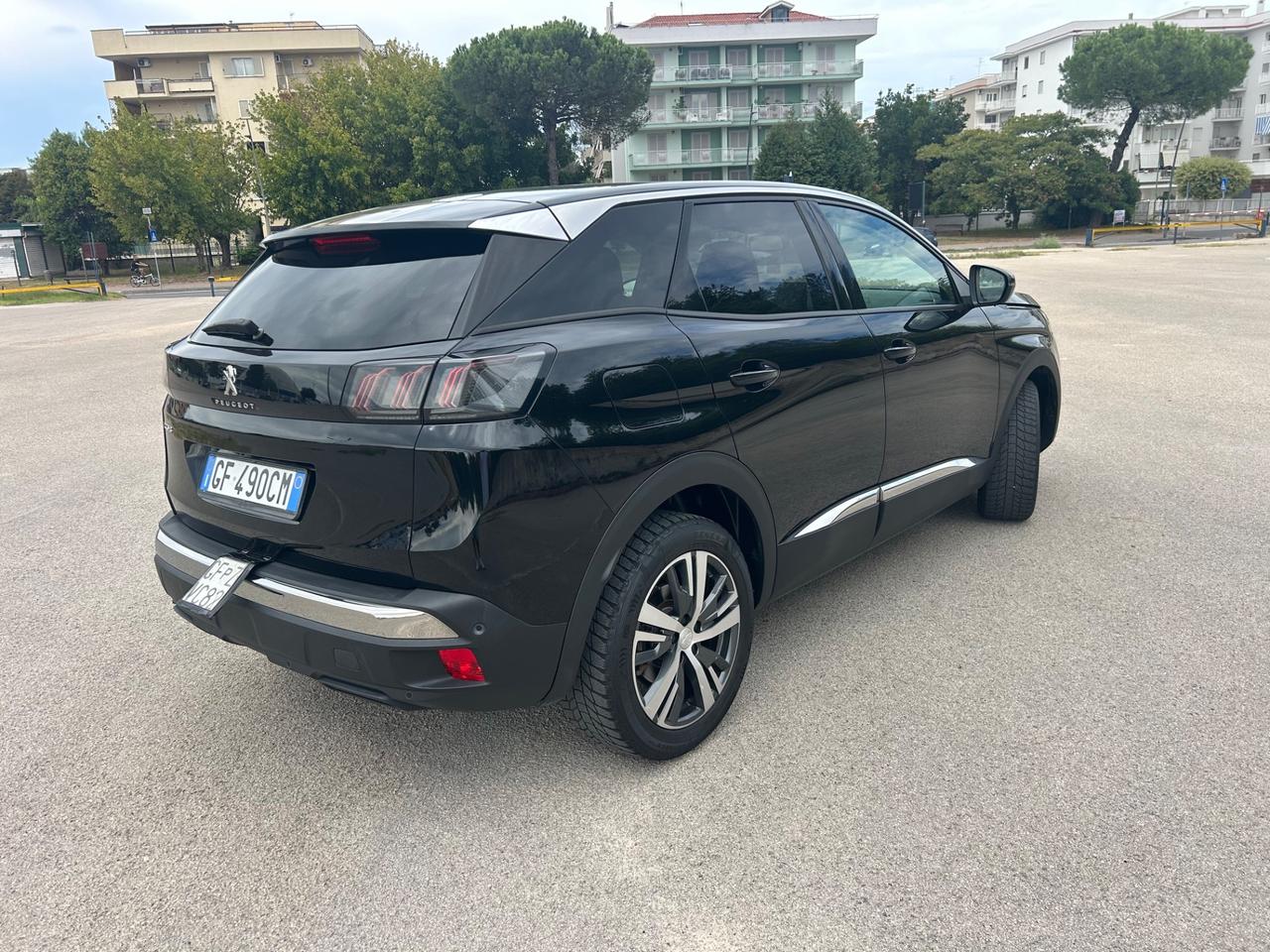 Peugeot 3008 BlueHDi 130 S&S EAT8 Allure da vetrina