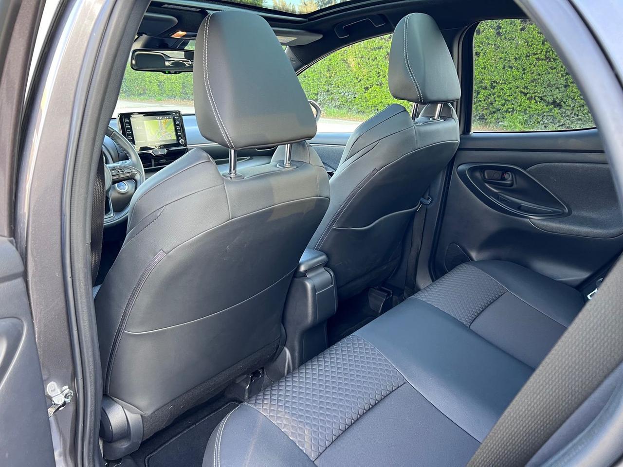 Toyota Yaris Lounge 1.5 HEV