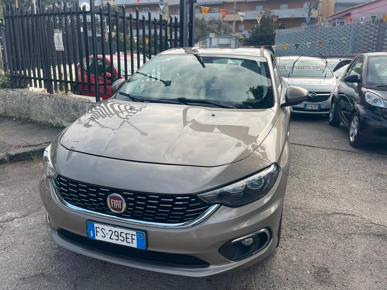 Fiat Tipo 1.3 Mjt 4 porte Easy