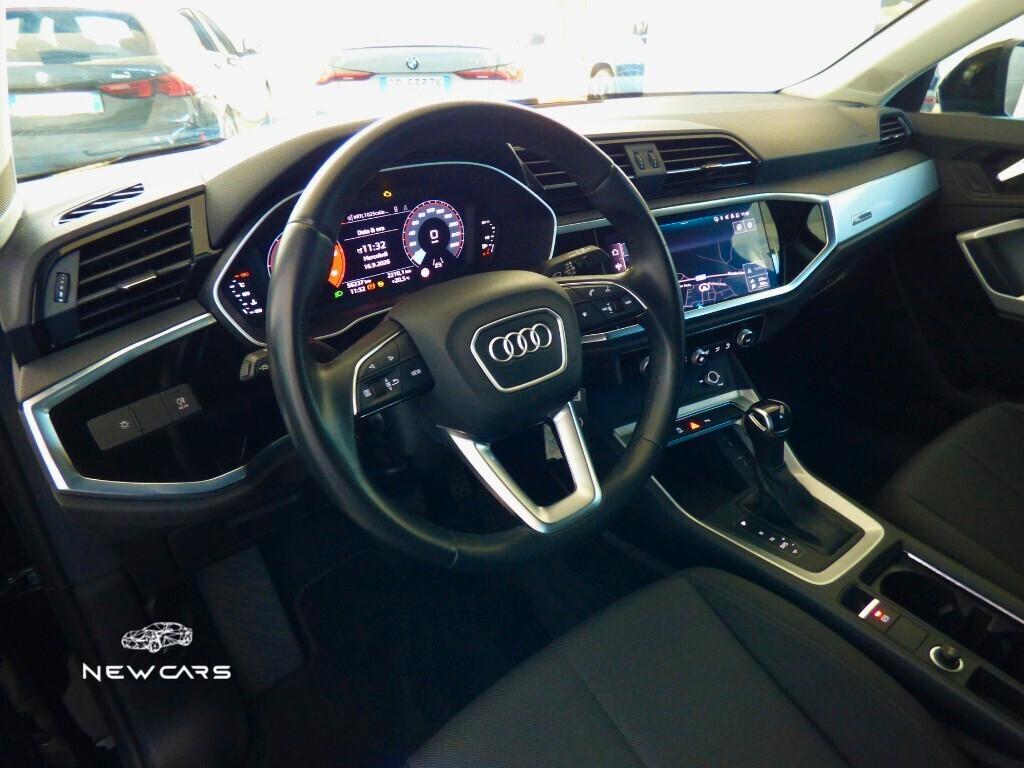 Audi Q3 35 TDI S tronic Business
