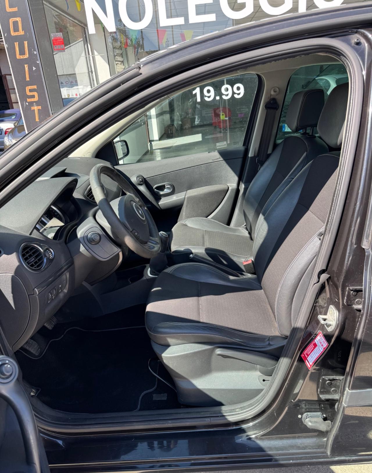 Renault Clio 1.2 -5 porte- Neopatentati