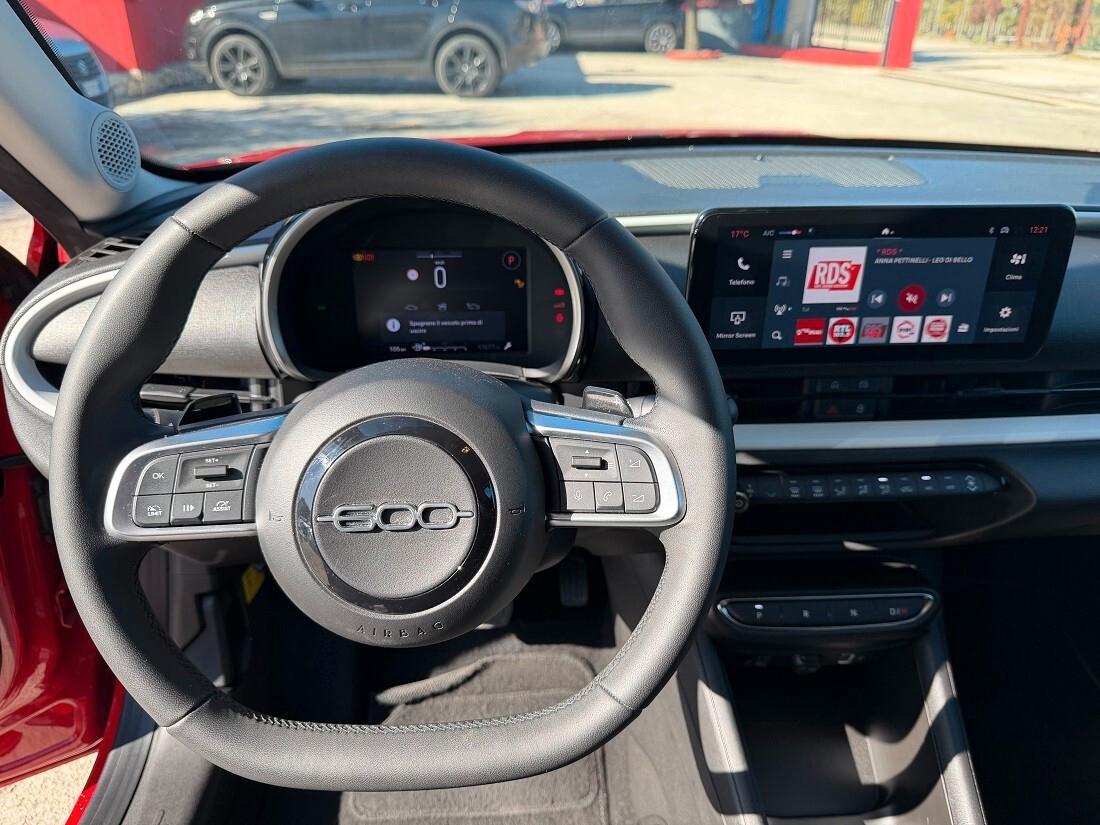 Fiat 600 Hybrid 100 CV DCT MHEV