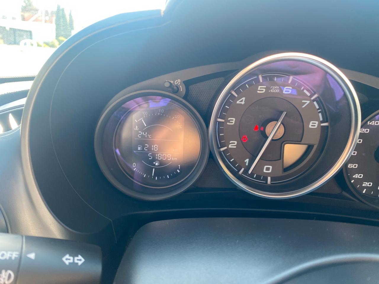 FIAT 124 Spider 1.4 M-air 140CV LUSSO Navi/FullLED-PARI AL NUOVO!