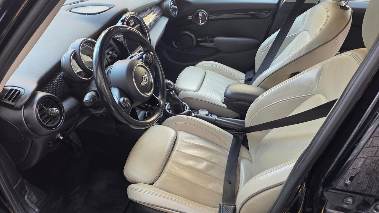 Mini 2.0 Cooper SD 5 porte 170 CV GARANZIA 12 MESI