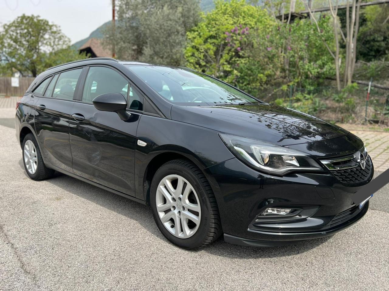 Opel Astra 1.6 CDTi 110CV Start&Stop Sports Tourer Elective