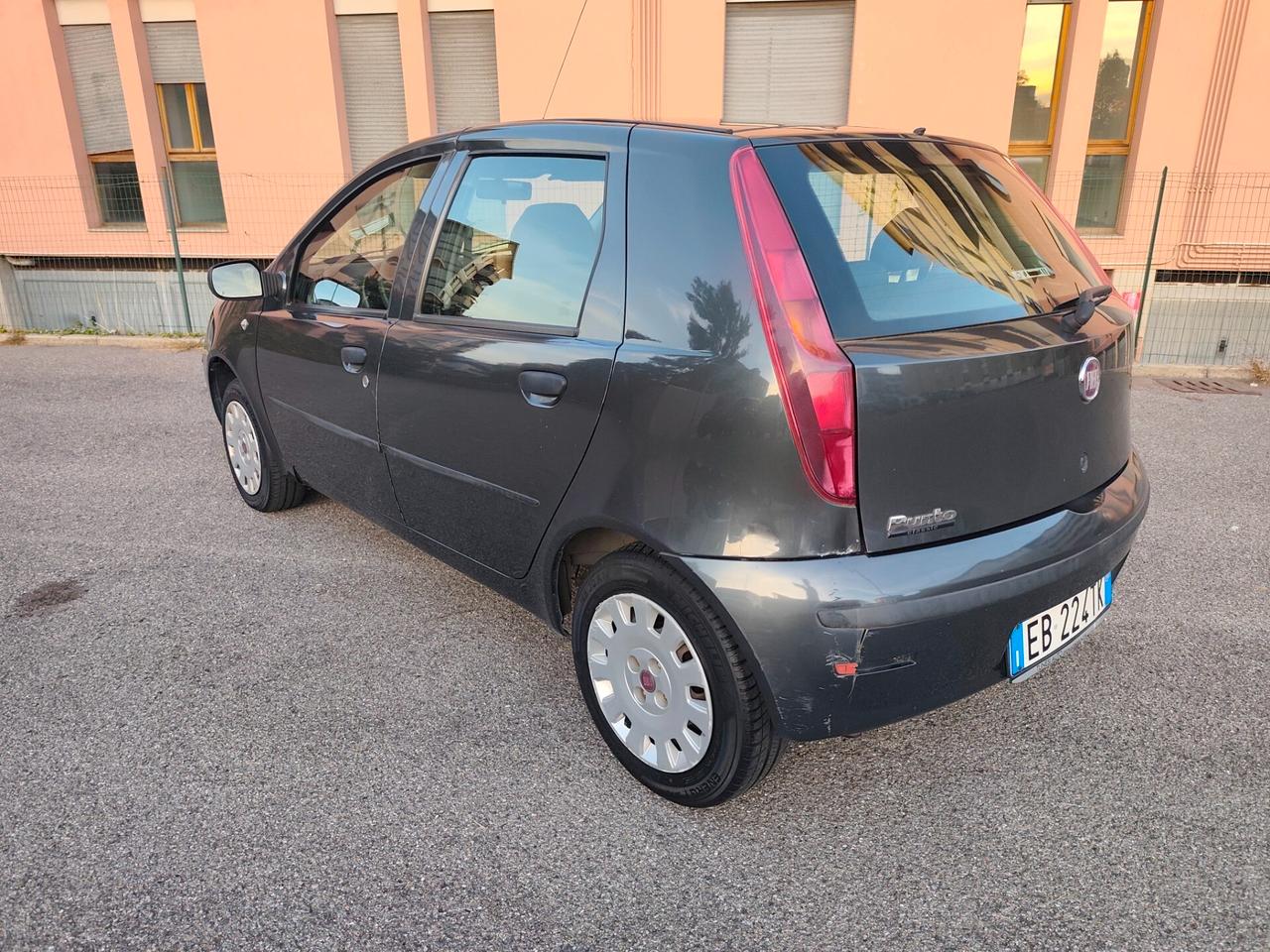 Fiat Punto 1.2 Benz 5 porte 1° proprietario