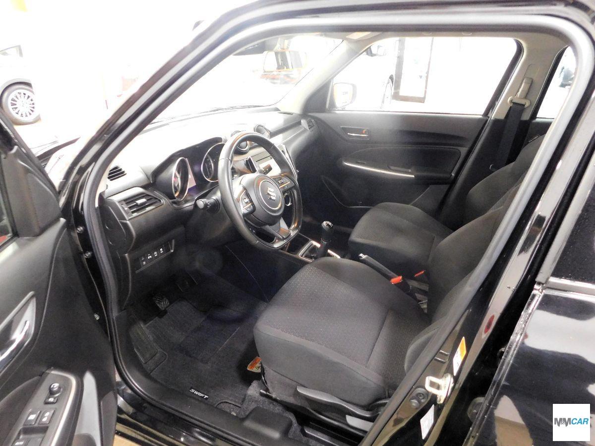 SUZUKI - Swift - 1.2 Hybrid Top