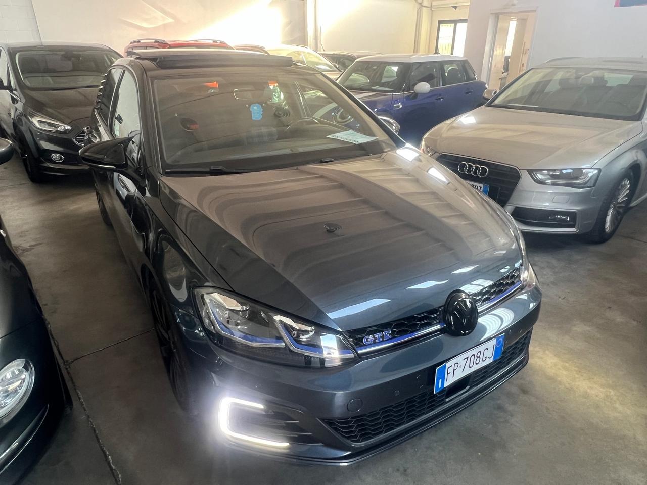 Volkswagen Golf gte dsg 204 cv tetto apribile