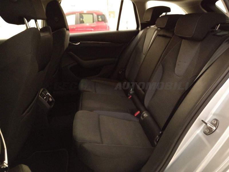 Skoda Octavia Octavia Wagon 1.0 tsi Executive