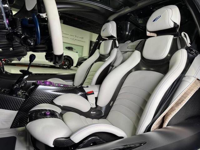 PAGANI Utopia UTOPIA SPORT PACK V12 6.0 864HP 29/99