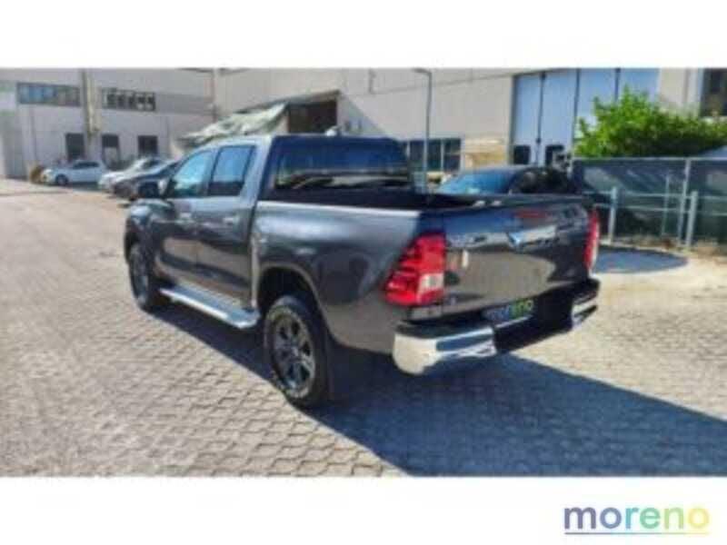 Toyota Hilux 2.4 d-4d double cab Lounge 4wd Auto