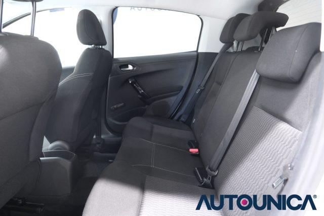 PEUGEOT 208 PURETECH 82 5 PORTE GPL ALLURE NEOPATENTATI