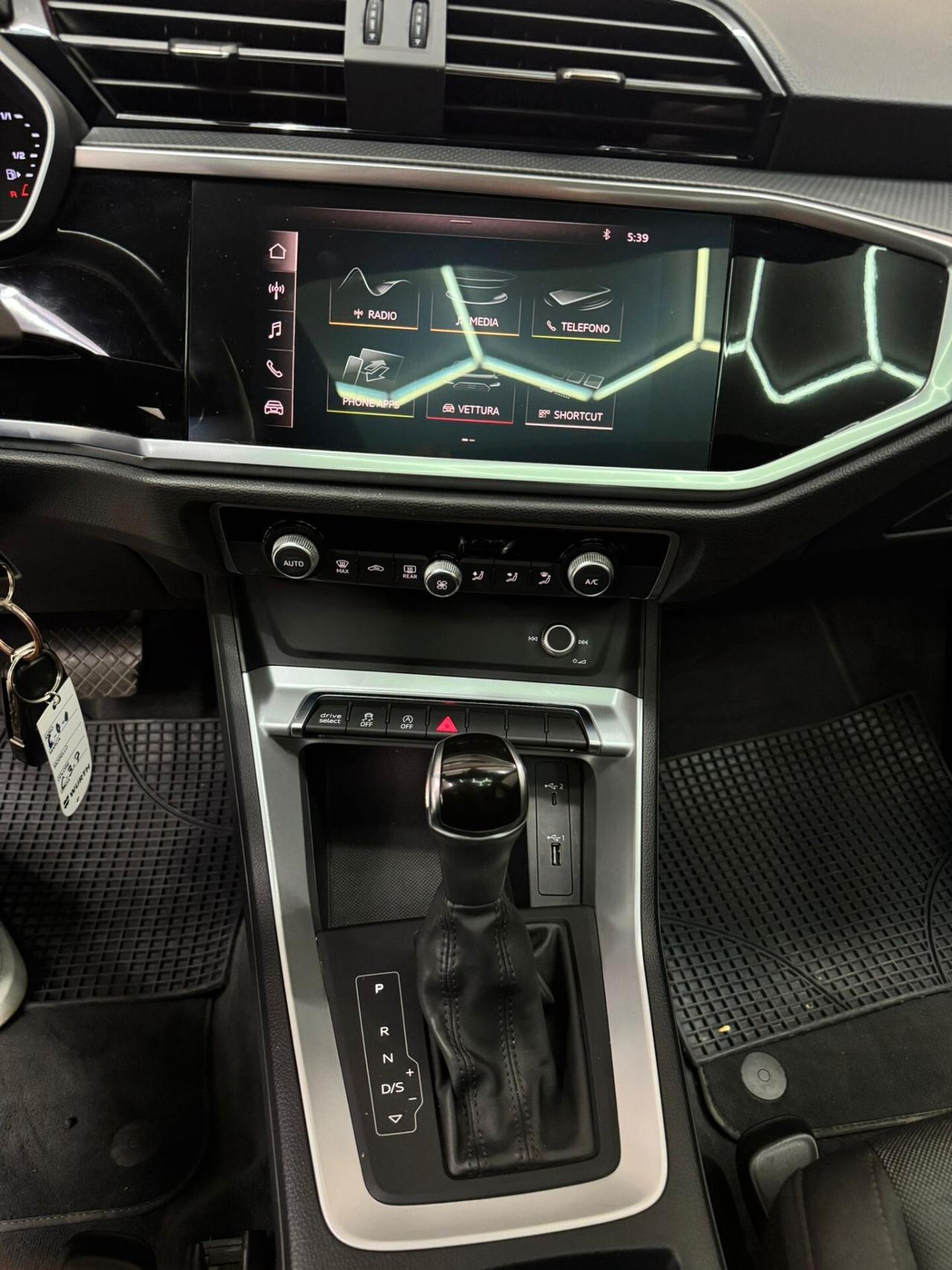 Audi Q3 SPB 45 TFSI quattro S tronic Business Plus